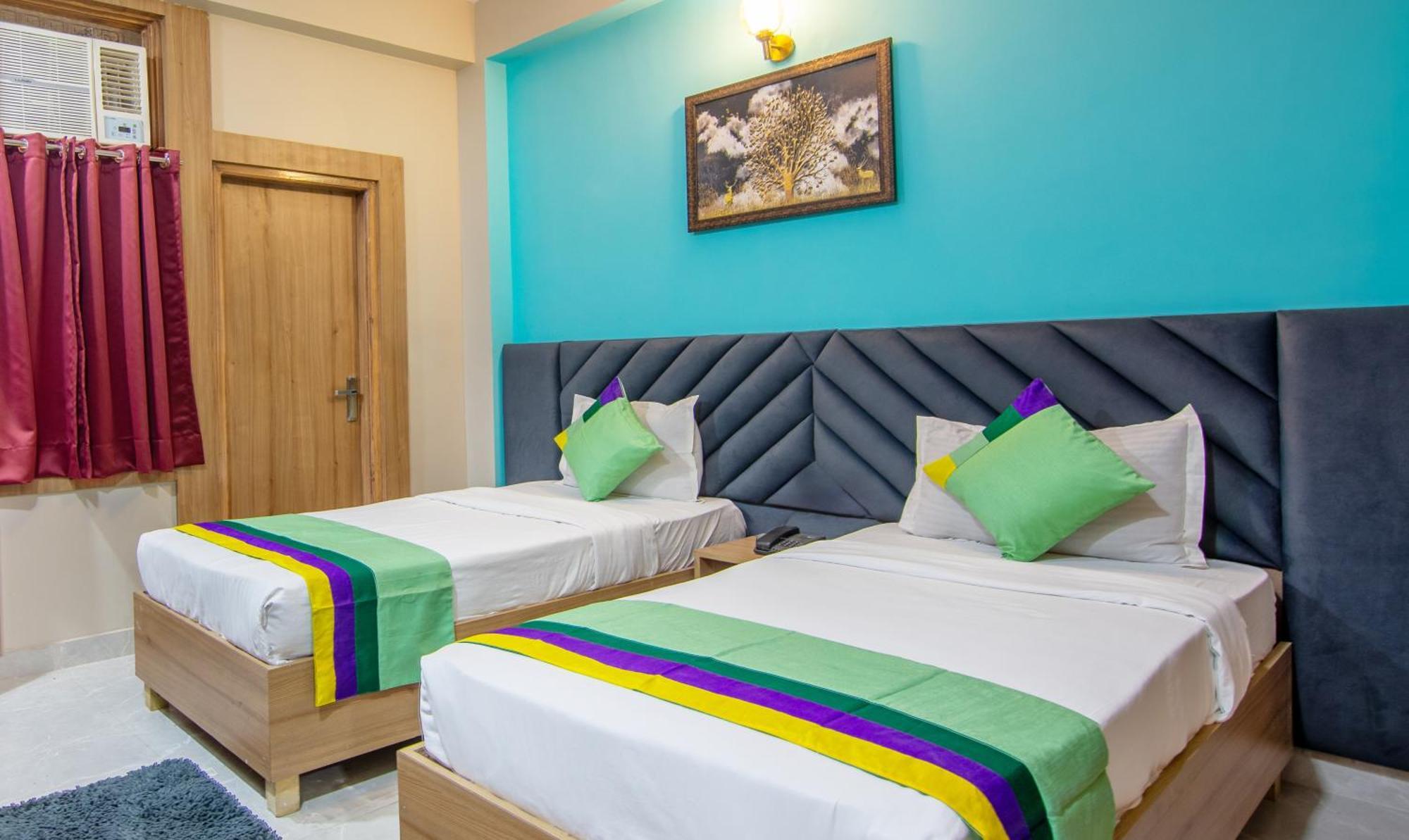 Treebo Elite Corporate, Sector 62 Hotel Noida Bagian luar foto