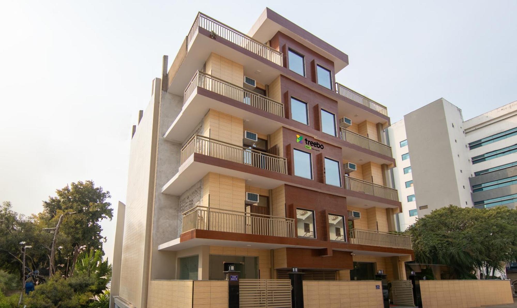 Treebo Elite Corporate, Sector 62 Hotel Noida Bagian luar foto